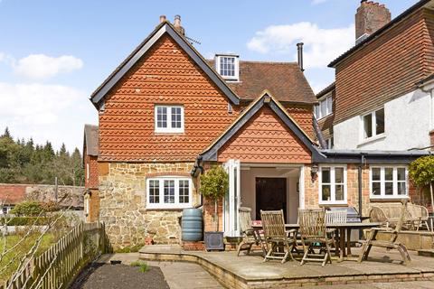 3 bedroom link detached house to rent, Abinger Road, Coldharbour