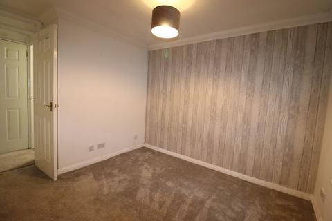 2 bedroom terraced house to rent, Maryfield Park, Mid Calder