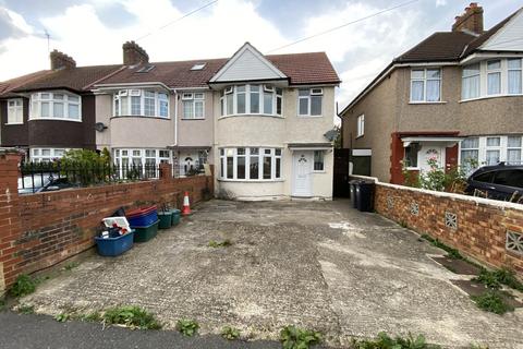 26 Elmer Gardens, Isleworth, TW7 6HB