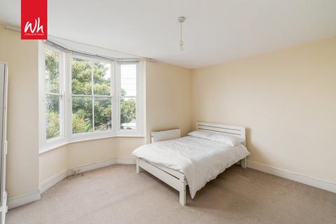 2 bedroom maisonette to rent, Howard Place, Brighton