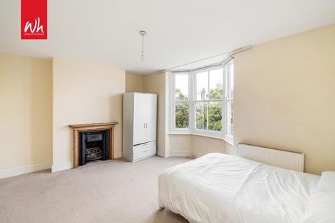 2 bedroom maisonette to rent, Howard Place, Brighton