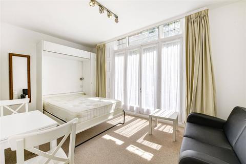 Studio to rent, Wetherby Gardens, South Kensington, London