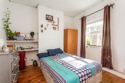 188 Bow Common Lane, London, E3 4HH