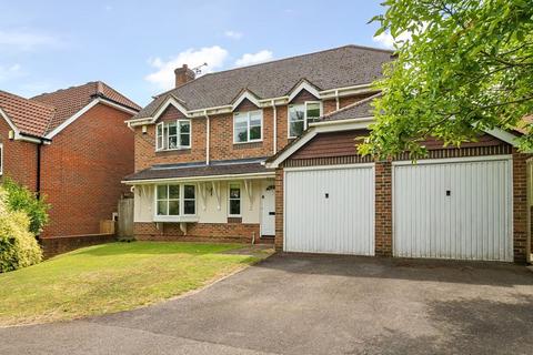 4 bedroom house to rent, Joyce Close, Cranbrook