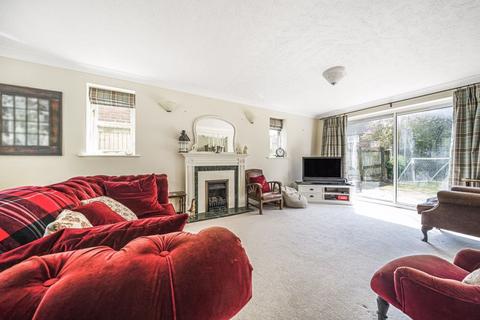 4 bedroom house to rent, Joyce Close, Cranbrook