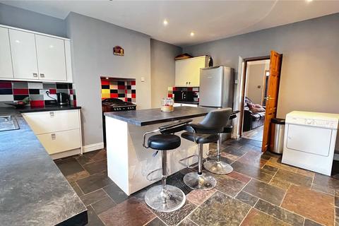 2 bedroom terraced house for sale, Burnley Road East, Lumb, Rossendale, BB4