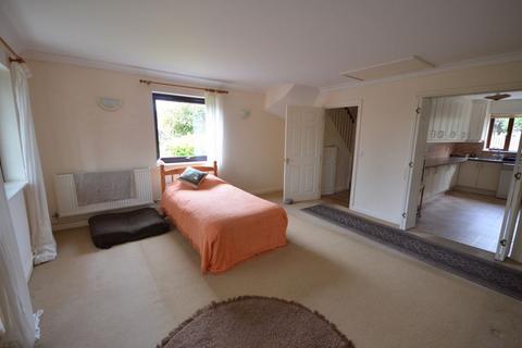 3 bedroom end of terrace house for sale, 16 The Glebelands, Moretonhampstead, Devon