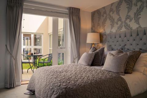2 bedroom retirement property for sale, Beaconsfield Road, Slough