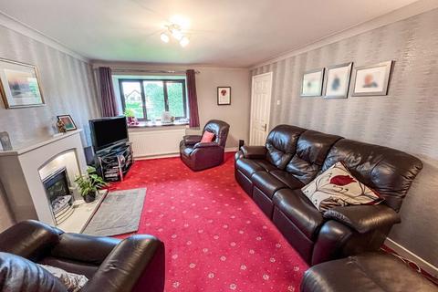 4 bedroom detached house for sale, Avoncliff Close,  Halliwell