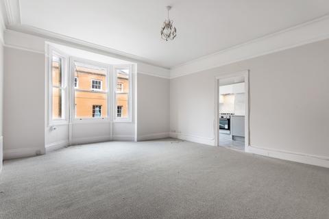 2 bedroom flat for sale, Castle Street, Cirencester