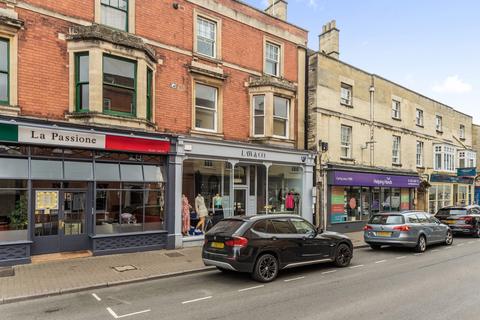 2 bedroom flat for sale, Castle Street, Cirencester