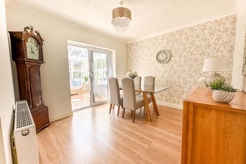 7 East Drive, Cheddleton, Leek, ST13 7DN