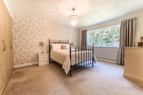 7 East Drive, Cheddleton, Leek, ST13 7DN