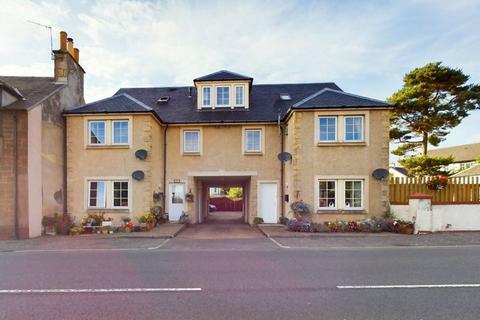 Biggar - 2 bedroom apartment for sale