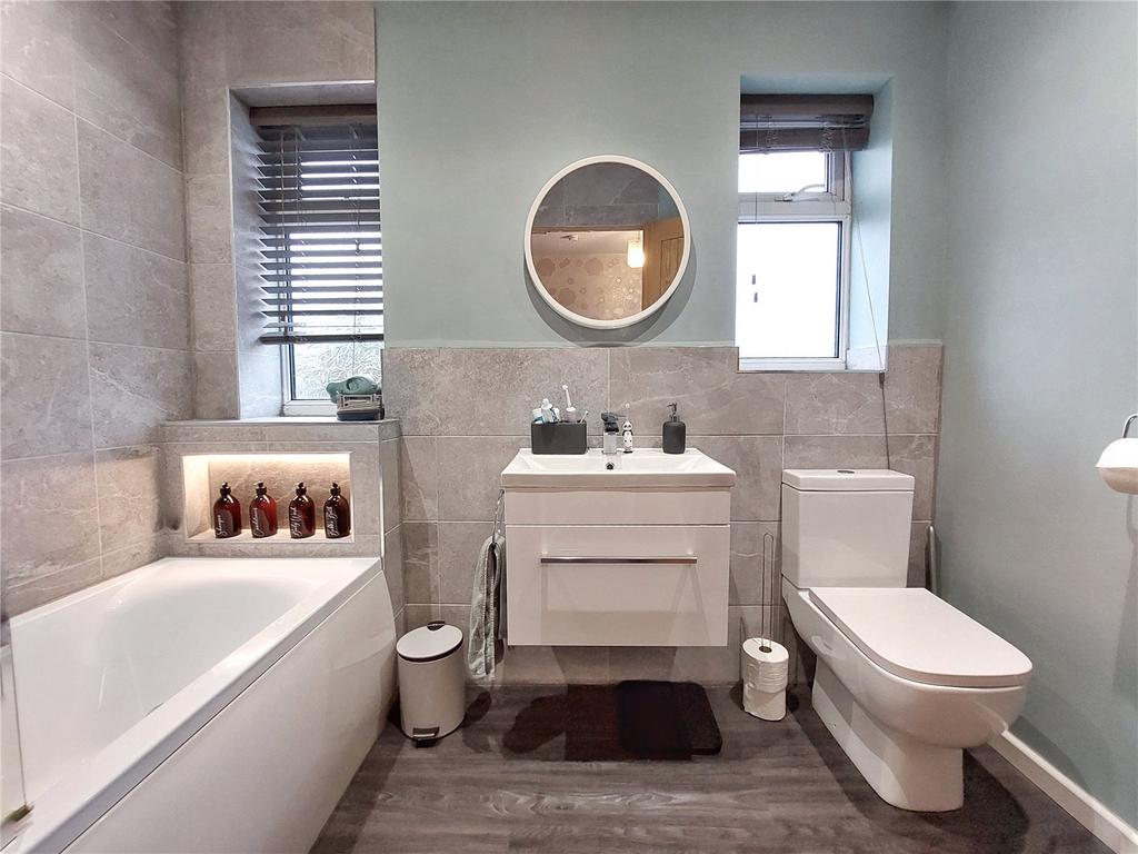 Contemporary Bathrm
