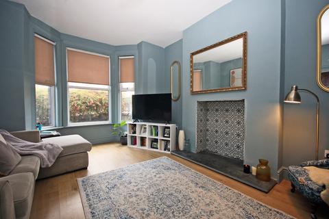 6 bedroom end of terrace house for sale, Constantine Road, Caernarfon, Gwynedd, LL55