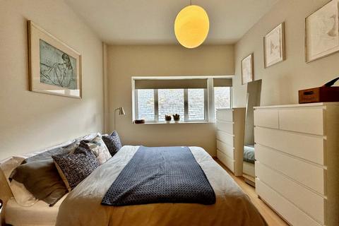 undefined, St Georges Passage, Deal, Kent, CT14