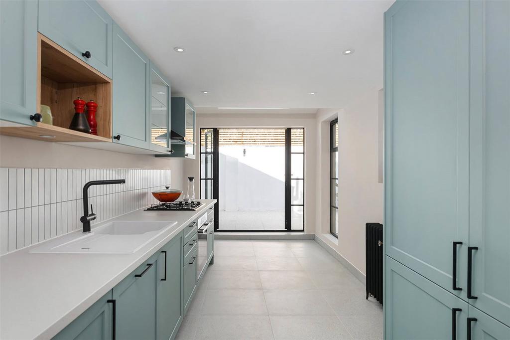Baxendale Street, E2