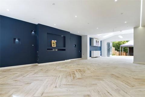 4 Tenaplas Drive, Upper Basildon, Reading, RG8 8SS