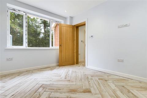 4 Tenaplas Drive, Upper Basildon, Reading, RG8 8SS