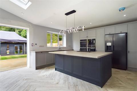 4 Tenaplas Drive, Upper Basildon, Reading, RG8 8SS