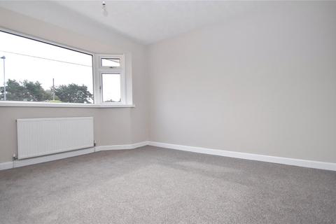 2 bedroom bungalow to rent, Woodlinken Drive, Verwood, Dorset, BH31