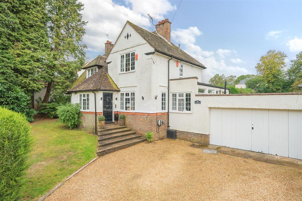 Forest Drive, Kingswood 4 bed detached house for sale £1,295,000