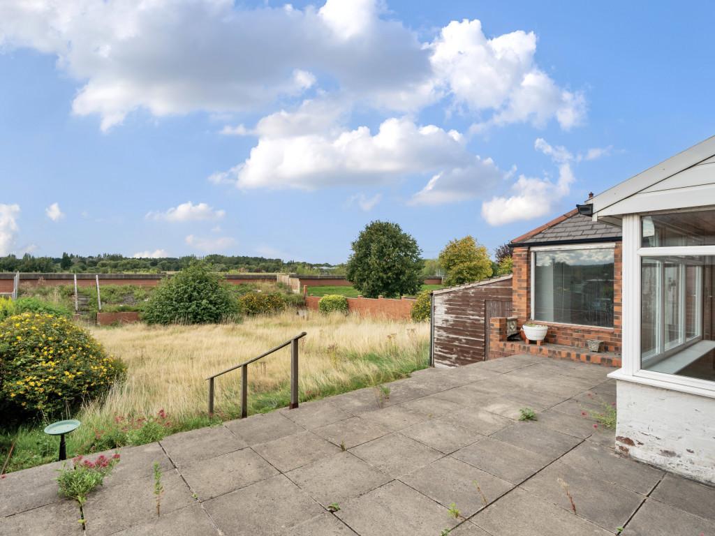 Denby Dale Road, Wakefield, West Yorkshire 4 bed detached house for