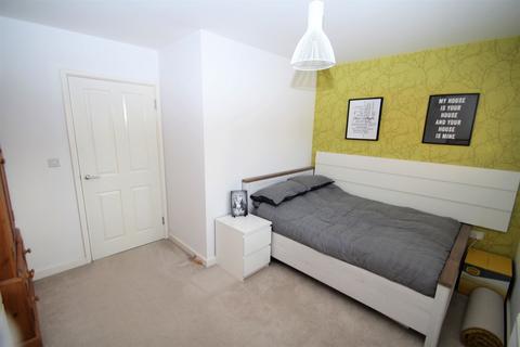 7 Brick Drive, Great Blakenham, Ipswich, IP6 0GJ
