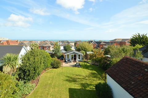 4 bedroom detached house for sale, SPECTACULAR FAMILY HOME * SANDOWN
