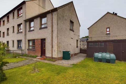 2 Carn Dearg Road, Fort William, PH33 6QB