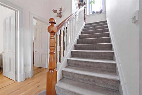 Bank House Leven Road, Kinlochleven, PH50 4RP