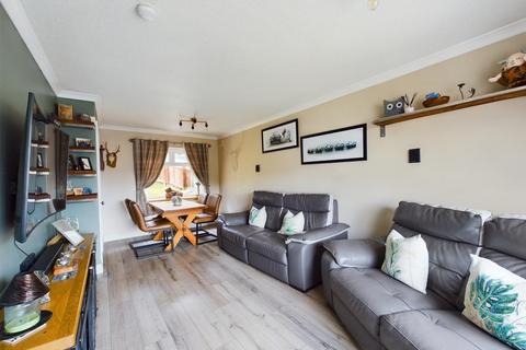 1 Glebe Park, Corpach, Fort William, PH33 7JZ