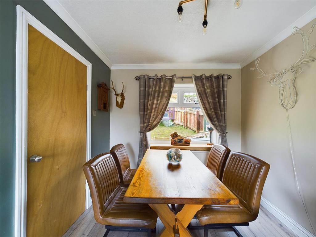Lounge/dining room