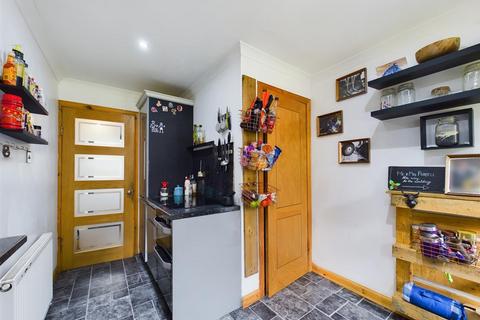 1 Glebe Park, Corpach, Fort William, PH33 7JZ