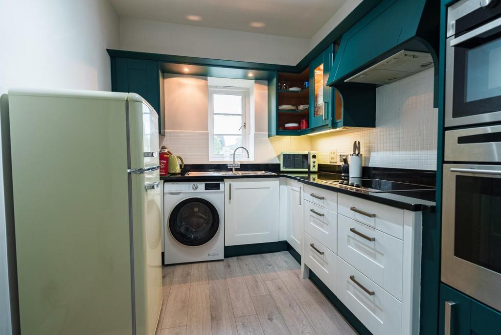 Kitchen-4.jpg
