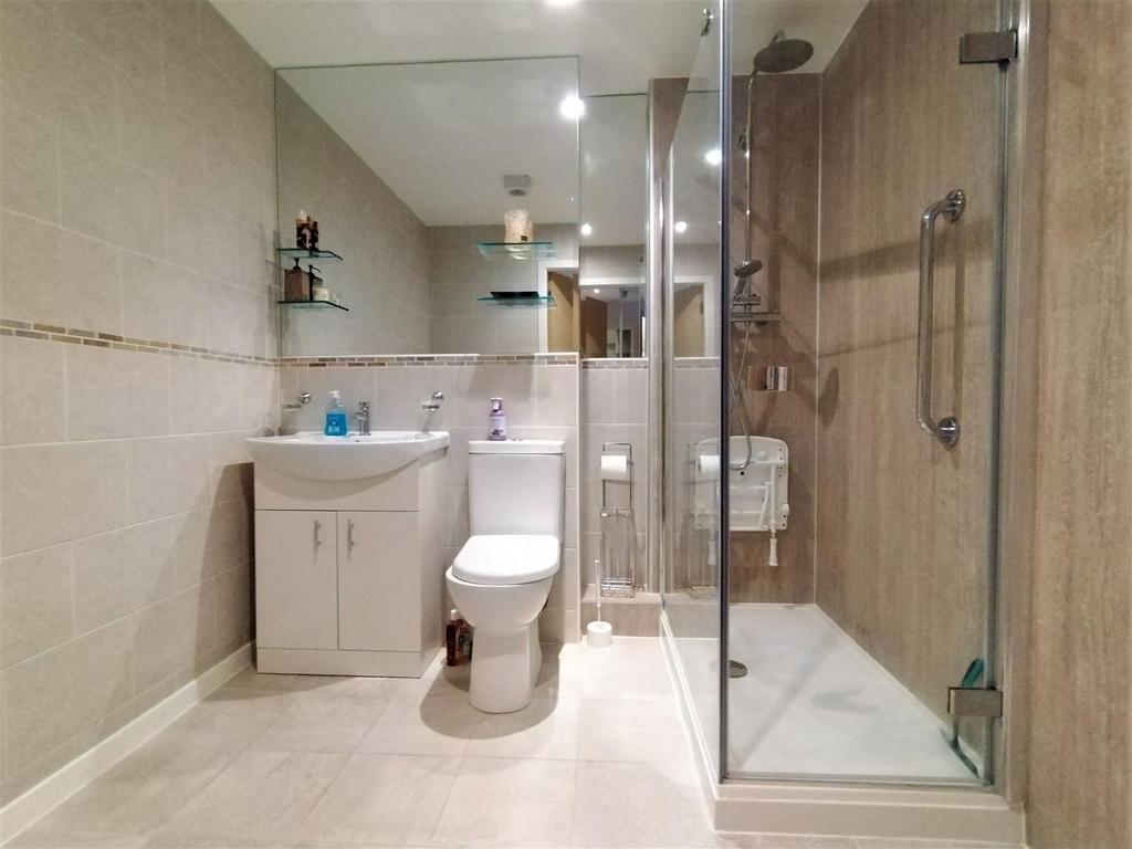 Shower room.jpg