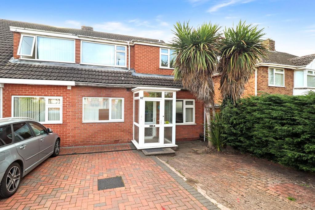 Whitnash Road, Whitnash, Leamington Spa 4 bed semidetached house for