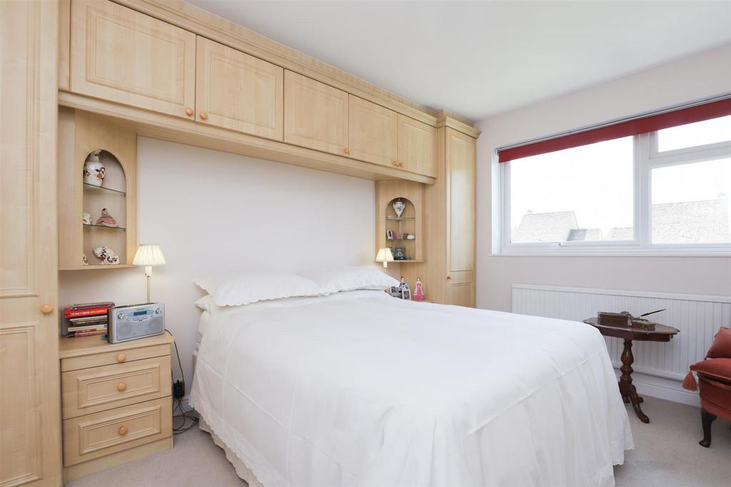 Master Bedroom 1.jpg