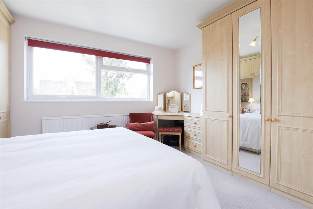 Master Bedroom 2.jpg