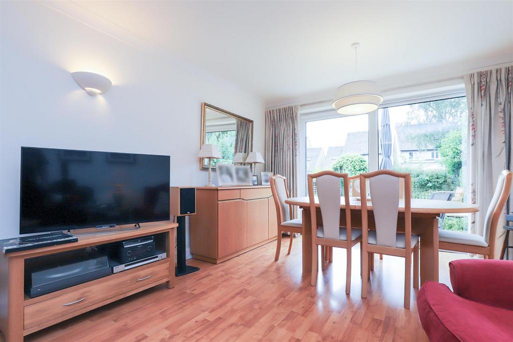 Sitting Room 4.jpg