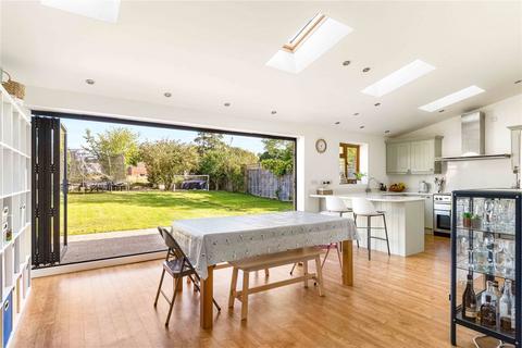 10 Parsonage Lane, Albury, Ware, SG11 2HU
