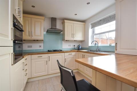 4 bedroom detached house for sale, Eden House, Wombourne Road, Swindon, Dudley