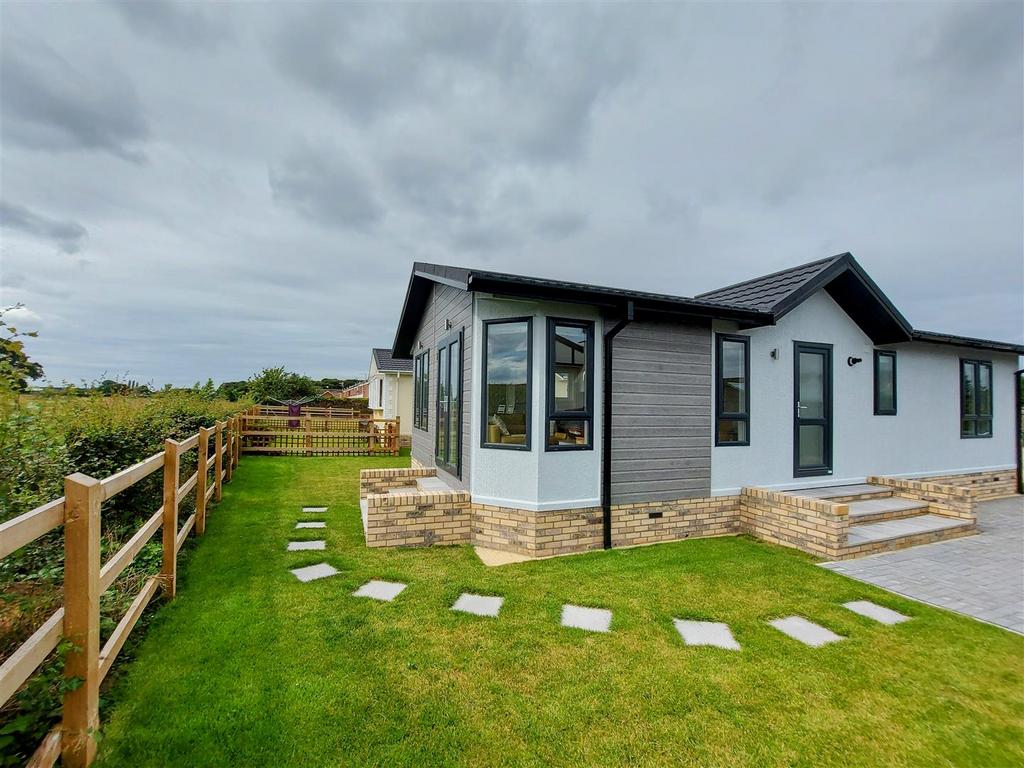 BRAND NEW PARK HOME Parklands, Pudding Norton, Fakenham 2 bed park