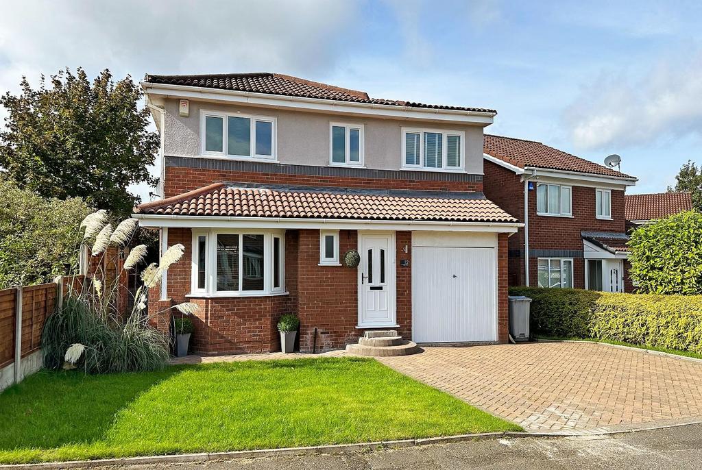 Alder Drive, Timperley 4 bed detached house for sale £450,000