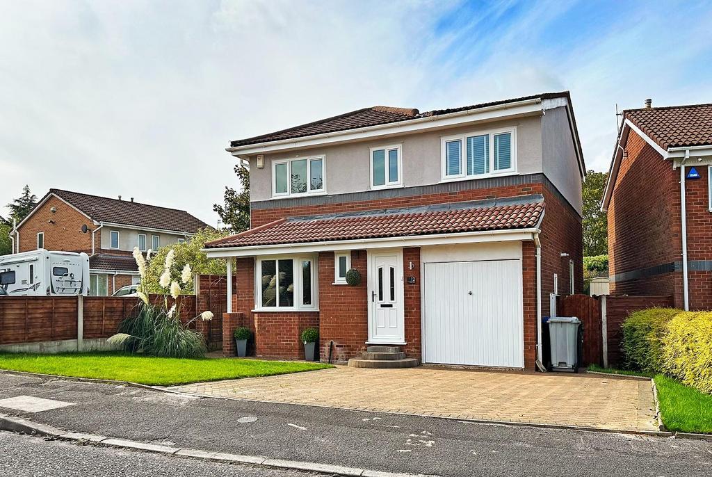 Alder Drive, Timperley 4 bed detached house for sale £450,000
