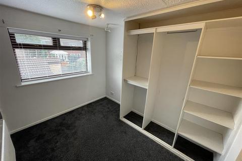 1 Neenton Square, Manchester, M12 5PT