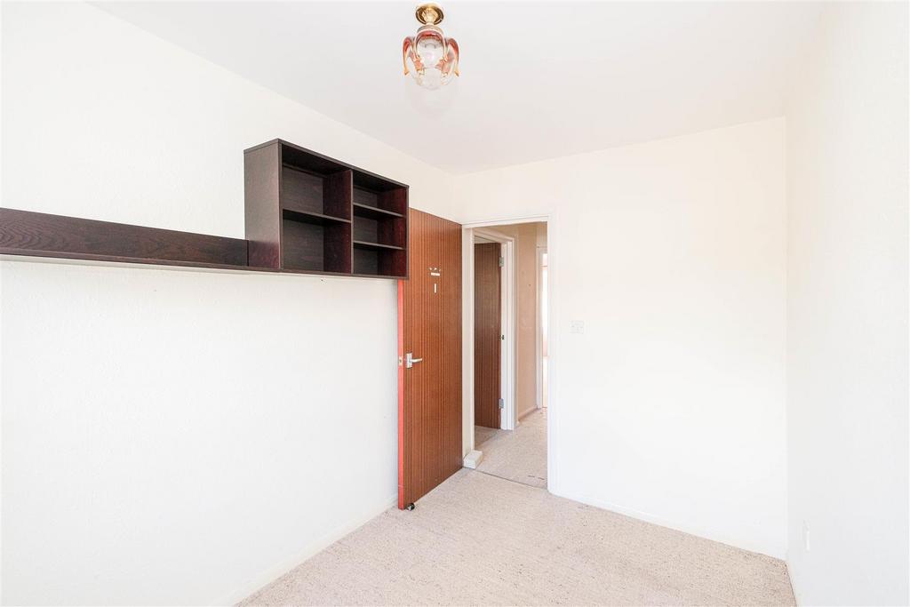Flat 3 Clover court Clevland road-4.jpg