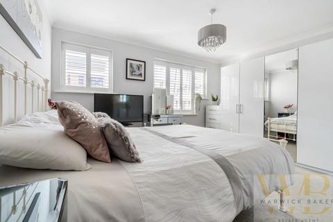 Flat 22, The Quay Emerald Quay, Shoreham-by-sea, BN43 5JP