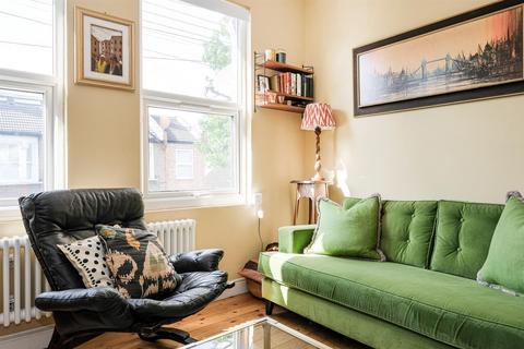 52 Devonshire Road, London, E17 8QJ